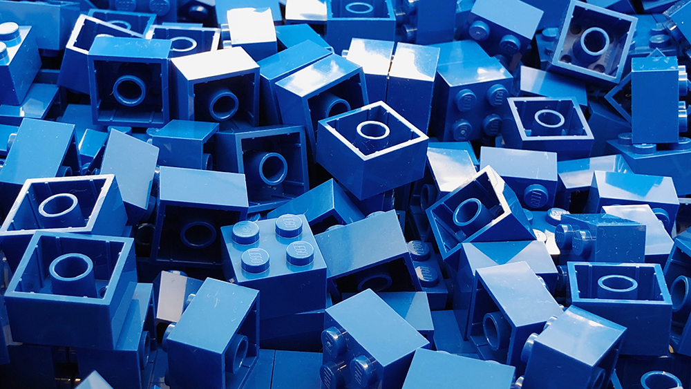LEGO helps buyers scale its ‘blue wall’