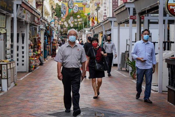 Singaporeans stick with pandemic habits
